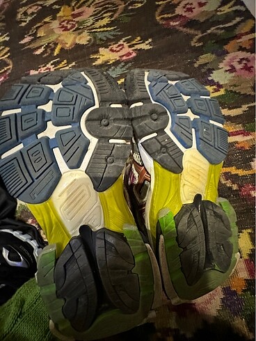 38 Beden beyaz Renk Balenciaga run ayakkabı