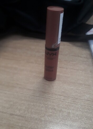 Nyx butter gloss
