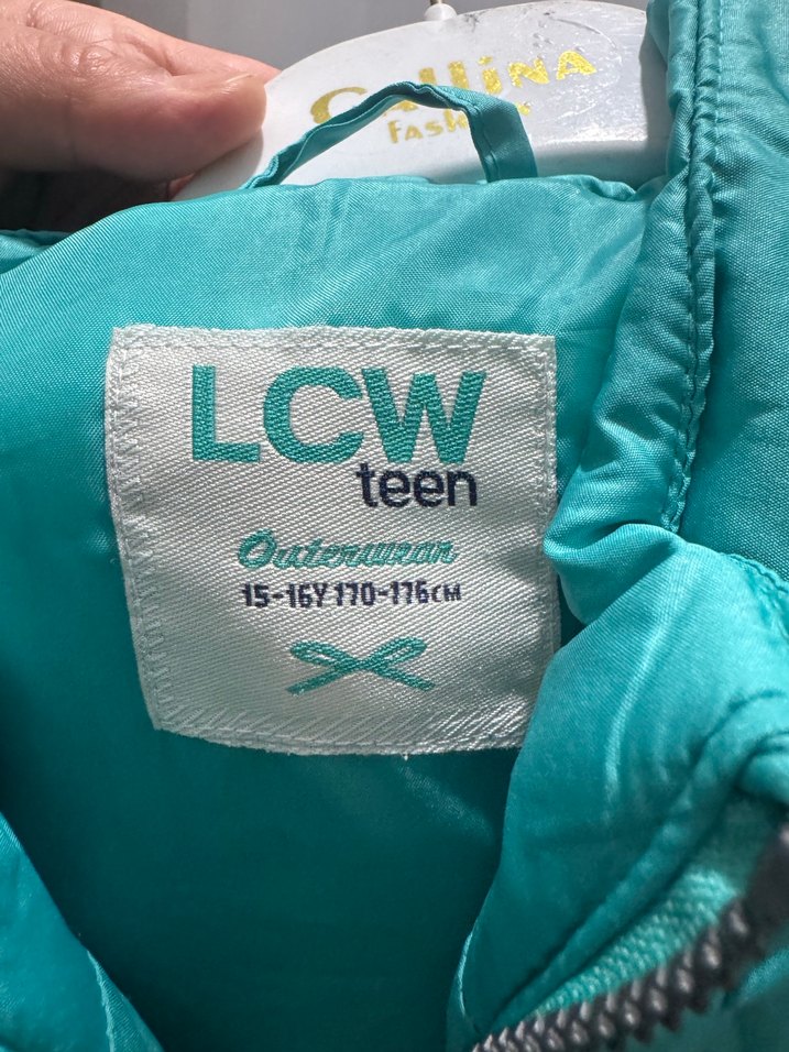 Kız Çocuk Turkuaz Kapüşonlu Fermuarlı Yelek - Görsel 5