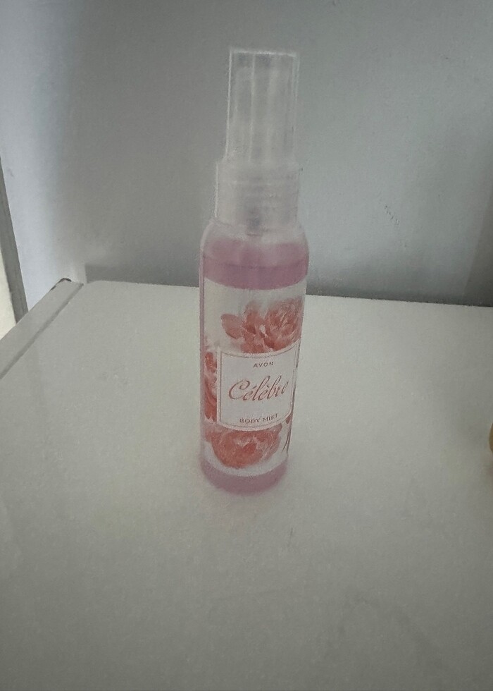 Avon CELEBRE SPREY - Görsel 2