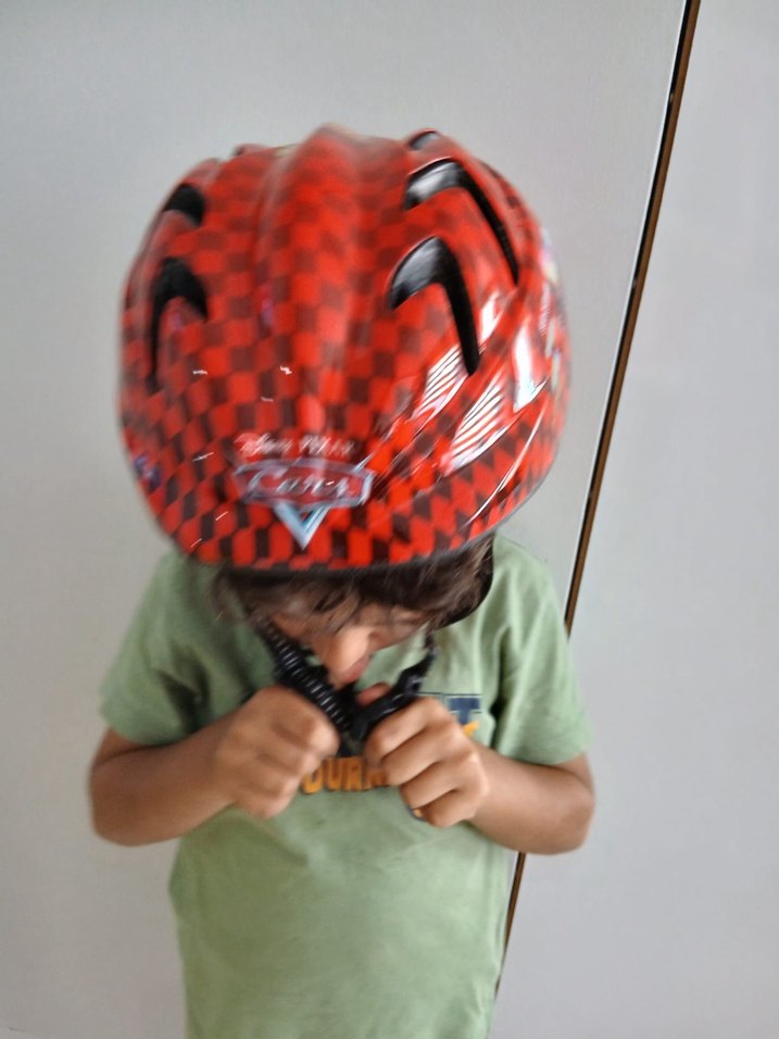 Kırmızı Baskılı Motosiklet Kaskı Velcro - Görsel 2