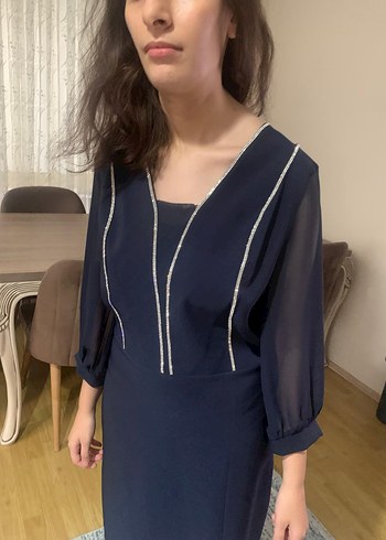 xl Beden Lacivert V Yakalı Midi Kalem Elbise