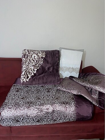 Karaca Home Yatak örtüsü takımı