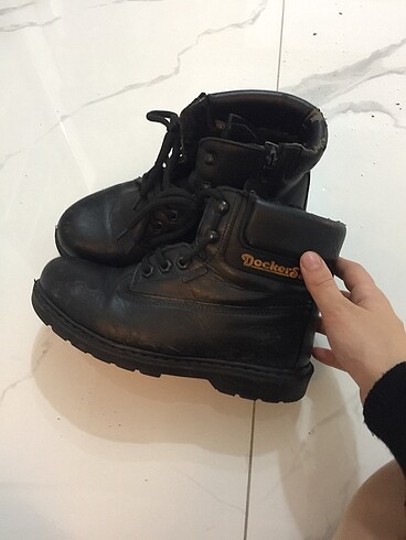 Dockers Erkek bot