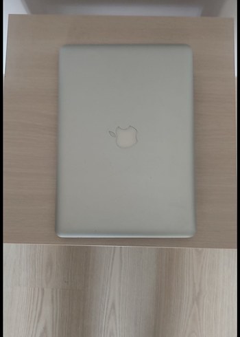 MacBook Pro Laptop - Görsel 3