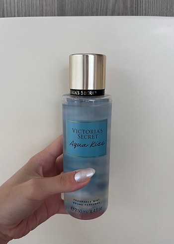 Beden Victoria's Secret Aqua Kiss Kadın Parfümü 250 ml