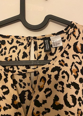 H&M Leopar Desenli V Yaka Kadın Bluz