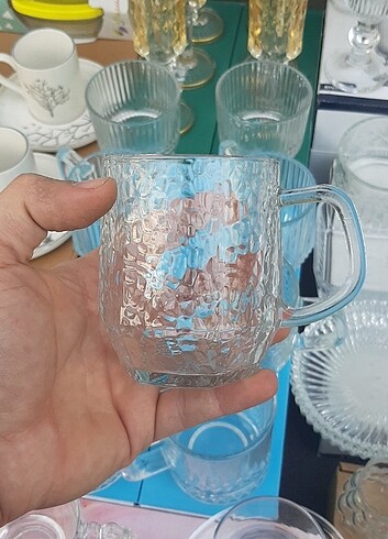 KULPLU ÇAY BARDAĞI 