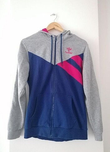 Hummel sweatshırt 