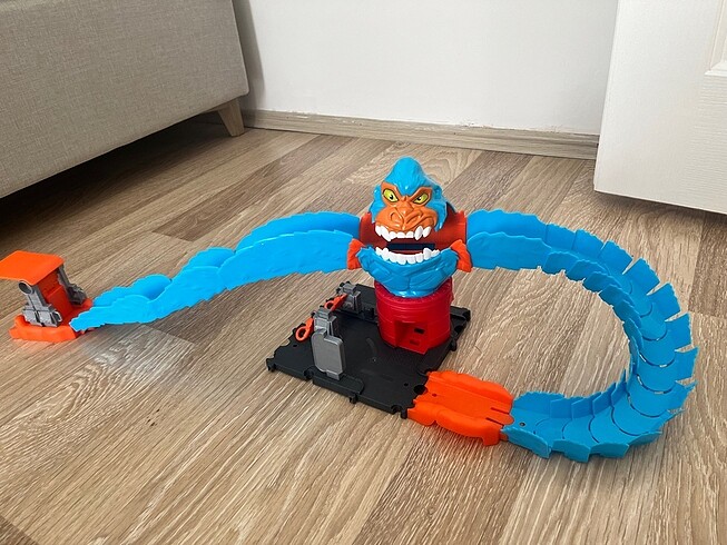 Hot wheels gorilli parkur