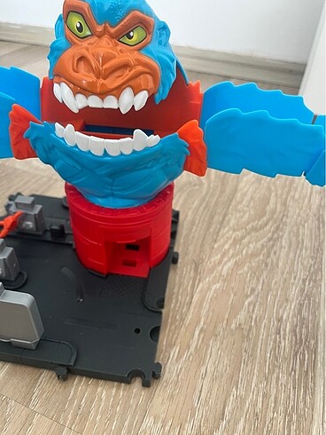 Beden Renk Hot wheels gorilli parkur