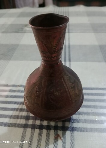 Bakır antika süs vitrinlik