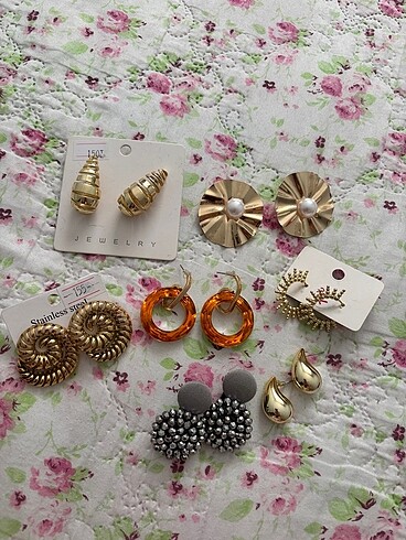 Gold küpe
