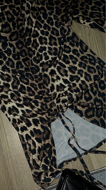 Addax Leopar desenli crop