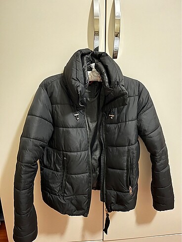 Bershka mont