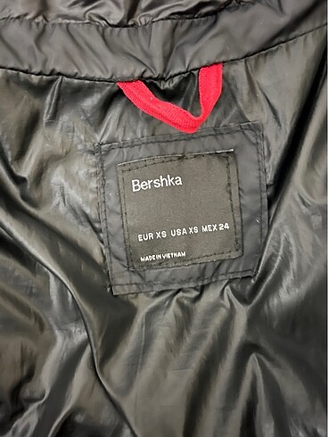 xs Beden Bershka mont