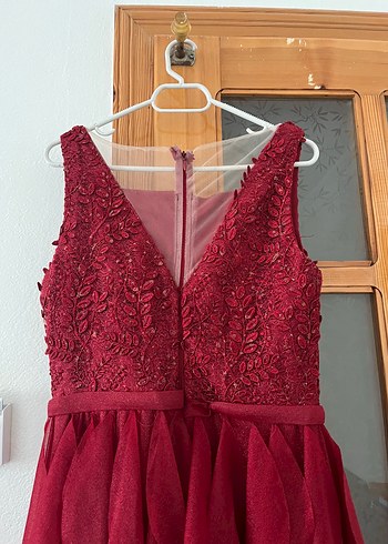 Abiye Dantel İşlemeli Bordo Midi Abiye Elbise