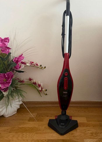 Kırmızı Dikey Elektrikli Süpürge