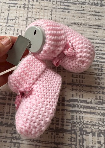 Pembe Örgü Kız Bebek Patik