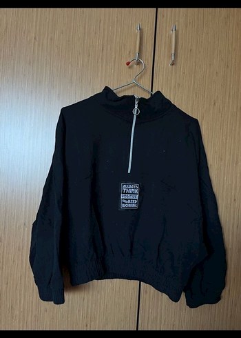 Yarım Fermuarlı Siyah Yüksek Yaka Sweatshirt