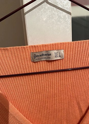 Düğmeli V Yaka Triko Kadın Hırka - Görsel 3