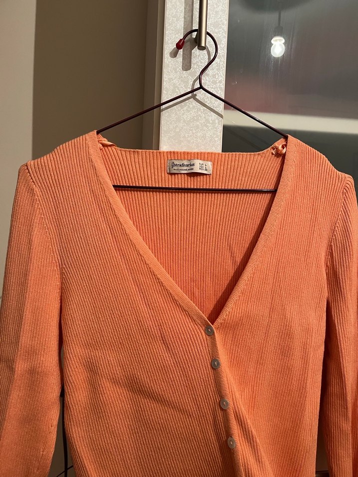 Düğmeli V Yaka Triko Kadın Hırka - Görsel 2