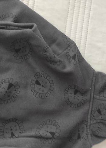 18-24 Ay Beden Kapüşonlu Fermuarlı Gri Baskılı Erkek Sweatshirt