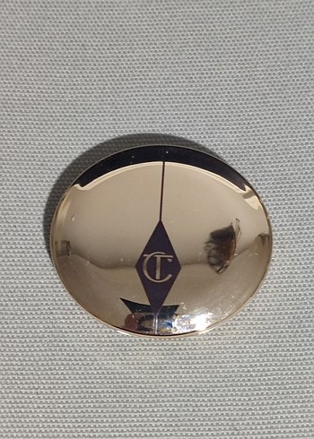 Charlotte Tilbury Airbrush Flawless Finish Mini Boy Pudra 1 Fair - Görsel 2