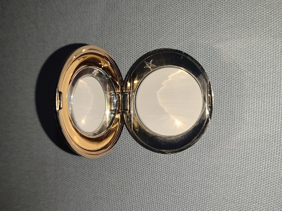 Charlotte Tilbury Airbrush Flawless Finish Mini Boy Pudra 1 Fair - Görsel 3