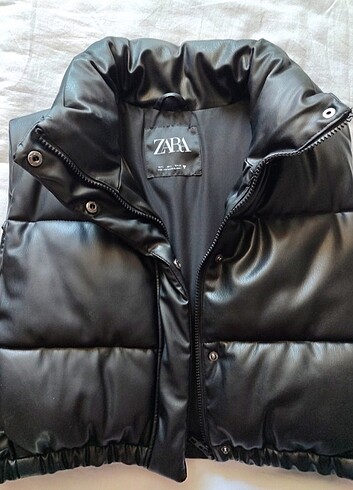 Zara Crop Şisme Yelek