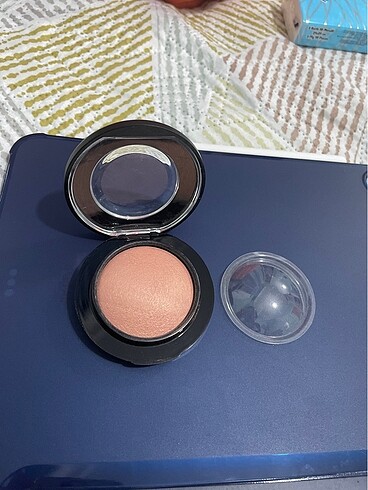 Mac Warm Soul Allık+urban decay far paleti