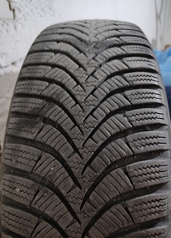 185/65/15 hankook winter i'cept rs2 39/2016üretim