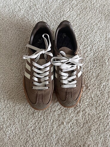 Adidas spezial