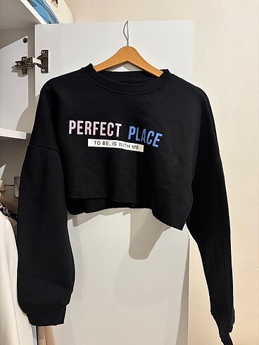 Bershka crop kazak