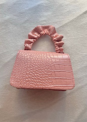 Hello Kitty Pembe Deri Yılan Desenli Kucuk Çanta
