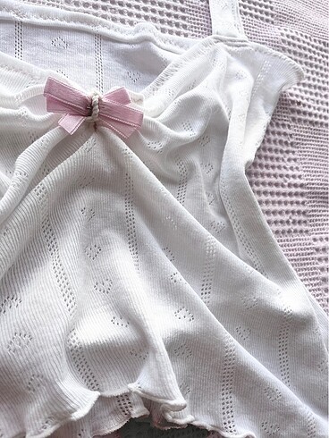 Hello Kitty coquette kurdele detayli bluz