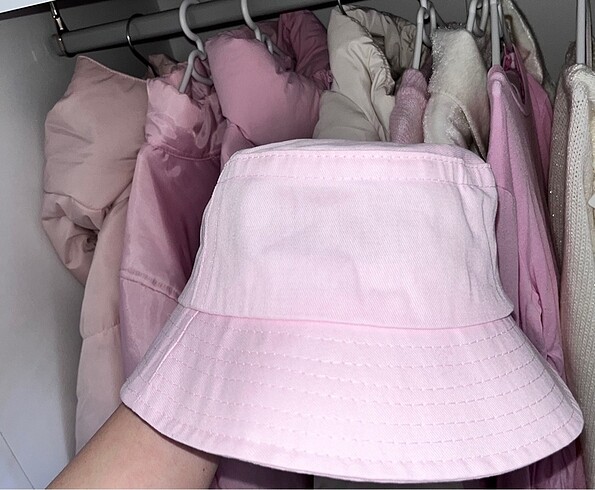 Hello Kitty pembe bucket sapka