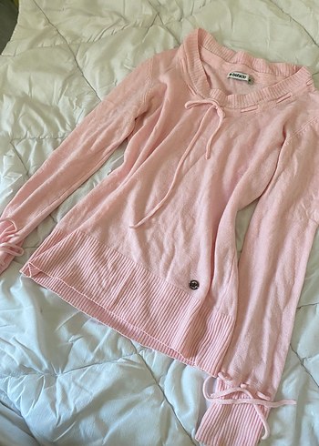 coquette kurdeleli pembe triko bluz