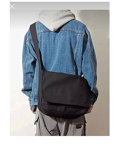  Beden y2k unisex basic siyah capraz postaci canta