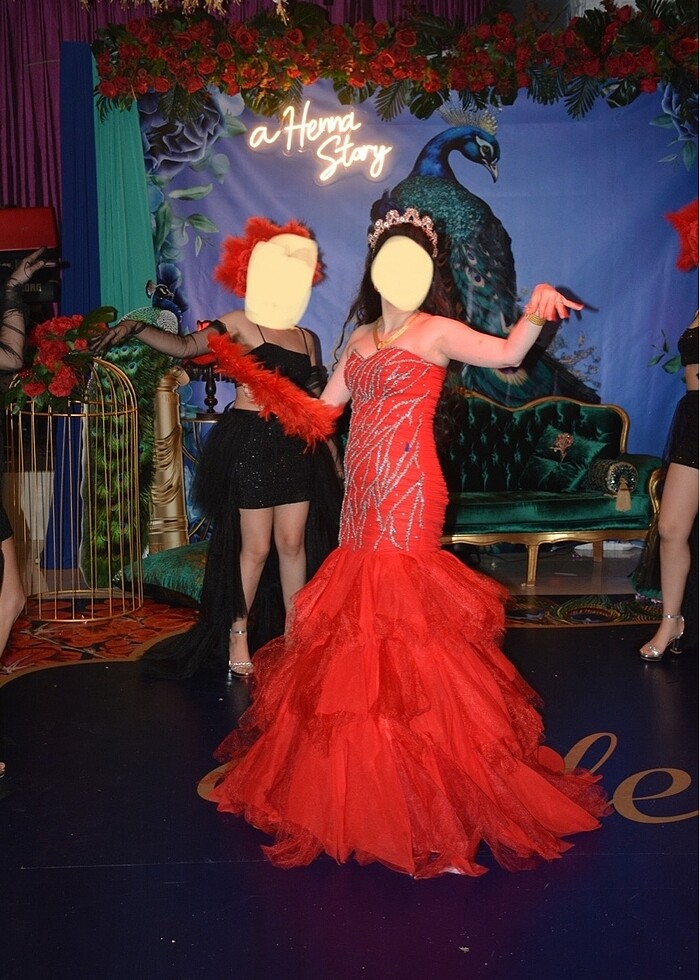 Kırmızı işlemeli balık kınalık  abiye tuvalet - Görsel 2