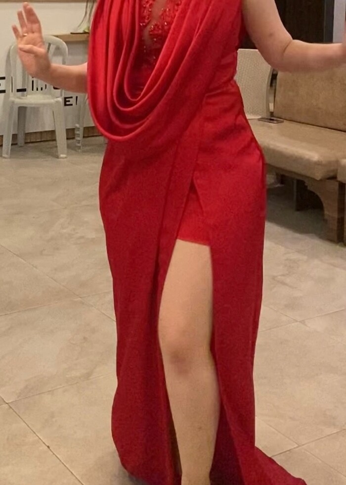 Saten drapeli kırmızı abiye kınalık - Görsel 3