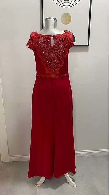 Kırmızı dantelli işlemeli abiye kınalık - Görsel 4