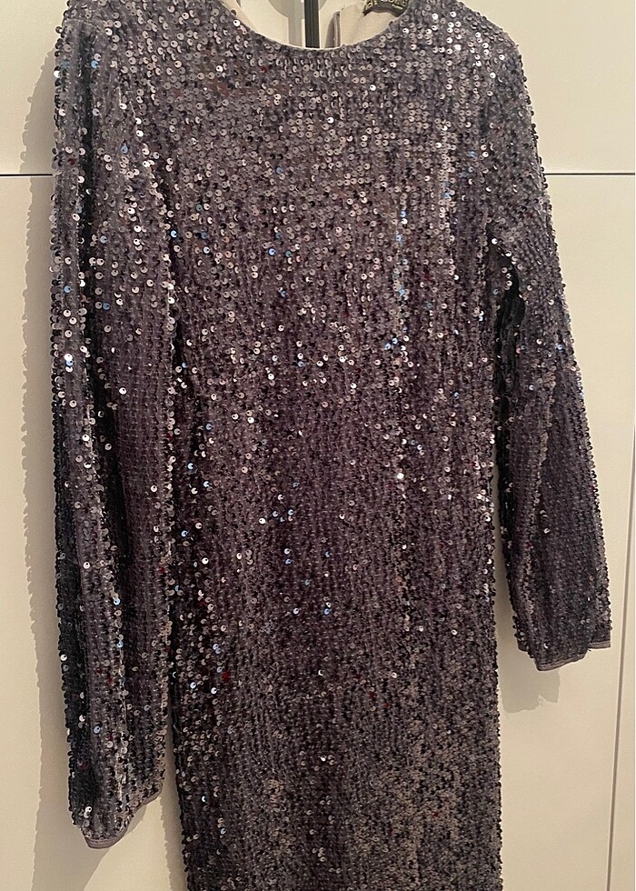 tesettür payetli balık abiye - Görsel 2