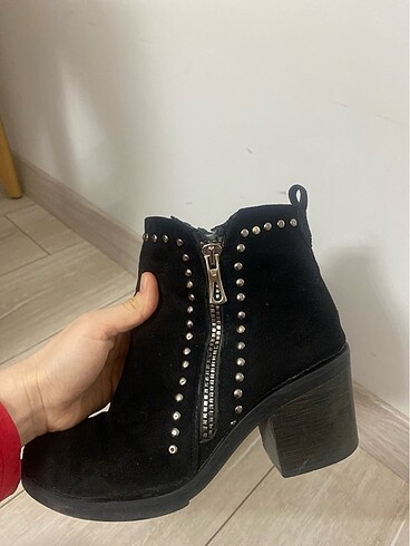 36 Beden Zımbalı bot siyah