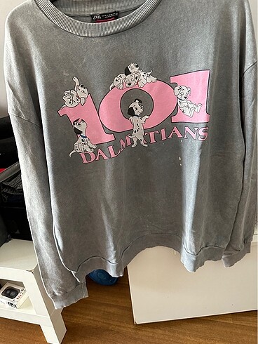 Zara Disney sweatshirt M beden