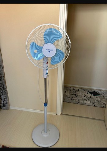 Beyaz Ayaklı Vantilatör - Görsel 2