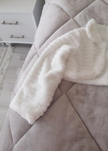 Kız Çocuk Beyaz Kürklü Bolero - Görsel 6