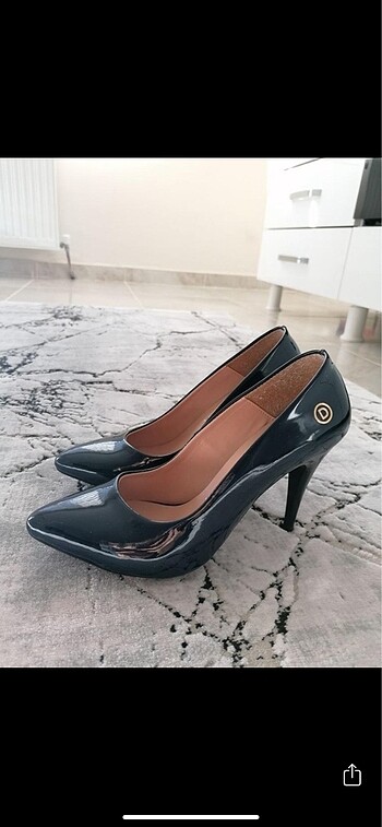 Lacivert rugan steletto