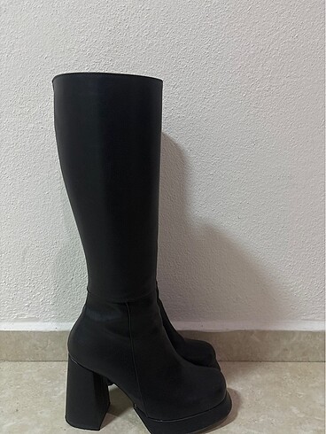 Platform Topuk Çizme