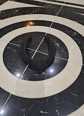 Taç siyah - Görsel 3